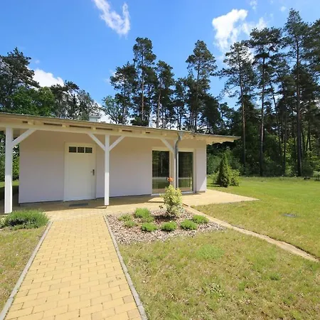 Morgentau Gesundheitsfarm Отель Темплин